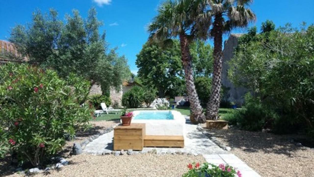 Au Jardin D'Amphora Bed & Breakfast Ginestas Dış mekan fotoğraf